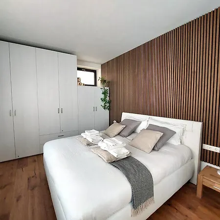 Loft Del Talvera 2 公寓 *
