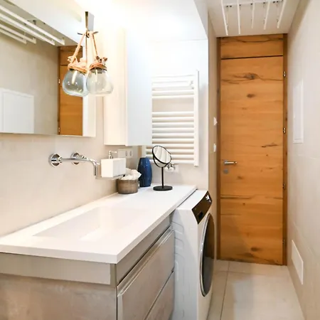 公寓 Loft Del Talvera 2 *